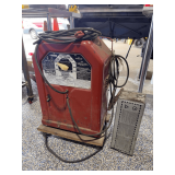 Lincoln Electric AC-225-S Variable Voltage AC Arc Tombstone Welder - S/N 8370-211 - 1PH/110V - Includes Leads, Rods, & Helmet