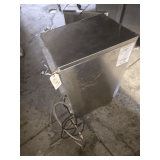 Hoshizaki Ice Maker S/N # V053701 30'X15X20'