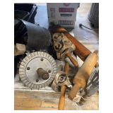 2 Wooden Rolling Pins 11' and 19' 2 Doughnut Rollers Double and Single, Bun Roller