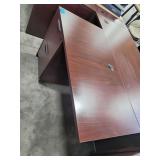0ffice Desk 47" W
