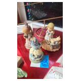 3 - 4 in Figurines