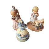 3 - 4 in Figurines
