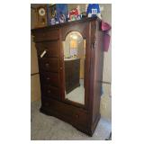 Broyhill Chifferobe - 45 x 19 x 62