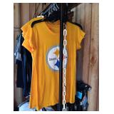7 Small Women's Steelers Shirts