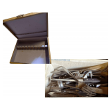 Rogers Silverware- Silverware Case - Utensil Assortment