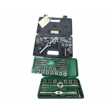 2 Tap & Dye Sets & Pipe Cutter