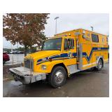 1994 Freightliner Walk In Ambulance Rescue Truck - VIN#: V6HLBARL867686 - Odometer: 21,207 Miles