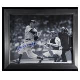 JOE DIMAGGIO 8X10 SIGNED PHOTO FRAMED W/ COA