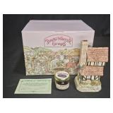 David Winter Cottages 1991 The Beekeeper