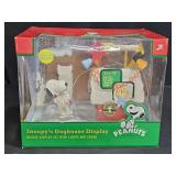 NIB 2010 Peanuts Snoopy