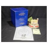 1994 David Winter Sweet Heart Haven Premier LE
