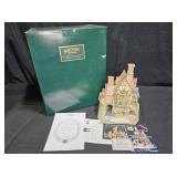 1994 David Winter Cottages Quindene Manor LE