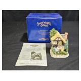 1995 David Winter Cottages Little John