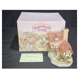 19901 David Winter Cottages Tomfool