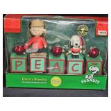 NIB Peanuts Snoopy Christmas "Peace" Decor Blocks