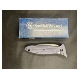 Scarce Smith & Wesson Army Issue Knife SW125