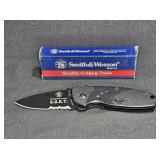 Smith & Wesson Assisted Folding Combo Edge Knife