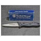 Smith & Wesson Army Issue Folding Auto Knife