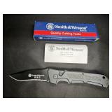 Smith & Wesson HRT Folding Tanto Combo Knife