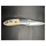 Thumb Assist Stud Folding Knife