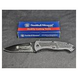 Smith & Wesson SWAT Magic Assisted Folding Knife