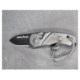 Schrade Extreme Survival Knife