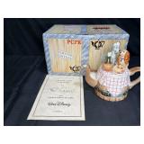 Limited Ed. Disney Lady & The Tramp Tea Pot