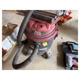 5 Gallon Shop Vac w/ Extensions