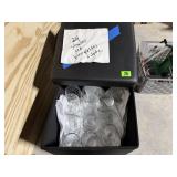 (24) Stemless Red Wine Glasses in Tote