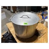 Aluminum Pot w/ Lid