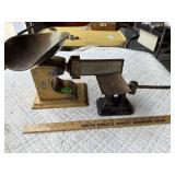 (2) Vintage Scales