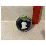 Lincoln Bust Glass Paperweight