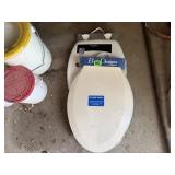 (2) New Toilet Seats