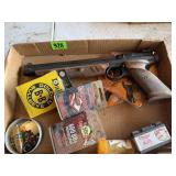 BB/Pellet Air Pistol w/Ammo