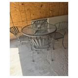 Metal Table w/4 Metal Chairs (40")