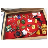 Bakelite Jewelry 