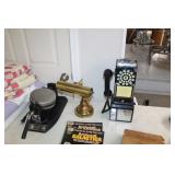 Plastic Phone, Lamp, 