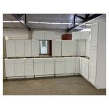 30' Silvercreek Shaker White Kitchen 30' Silvercreek Shaker White Kitchen