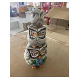 Owl statues x6 Owl statues x6