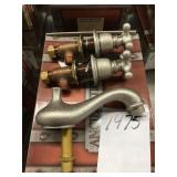 8-16in Spread Faucet Ancient Treasure DISPLAY