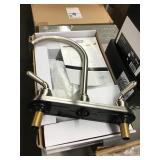 Kitchen Faucet w/Side Spray DISPLAY