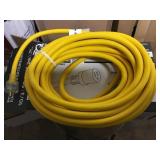 Extra heavy duty extension cord