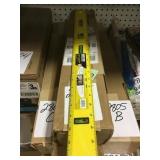 Mayes 24in center finding level ruler