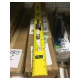 Mayes 24in center finding level ruler
