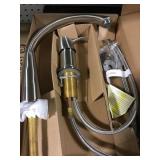 Single Handle Kitchen Faucet