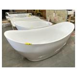 68in x 29 1/2in White Freestanding Bathtub