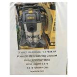 Dewalt10 Gal wet dry vacuum