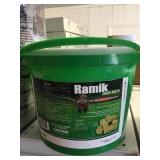 Ramik mini bars. Kills rats and mice