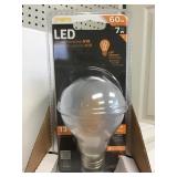 60w LED lightbulb x 16