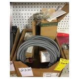 Box of Tub/Shower Items